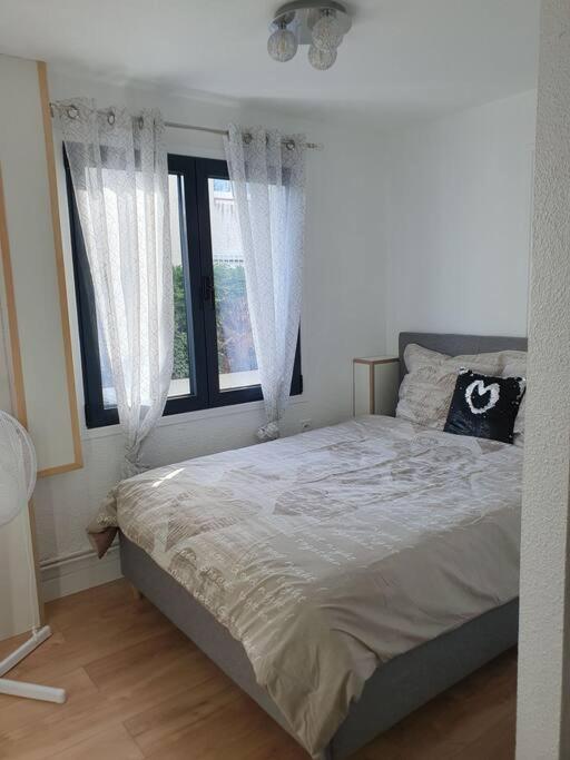 Studio Equipe Et Meuble St Cyprien Saint-Cyprien  Zewnętrze zdjęcie