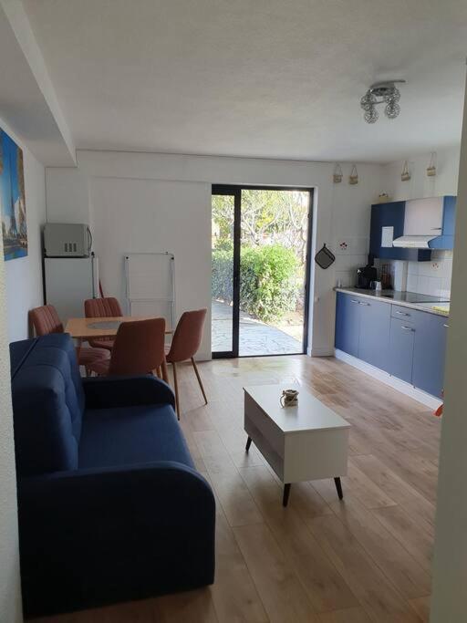 Studio Equipe Et Meuble St Cyprien Saint-Cyprien  Zewnętrze zdjęcie