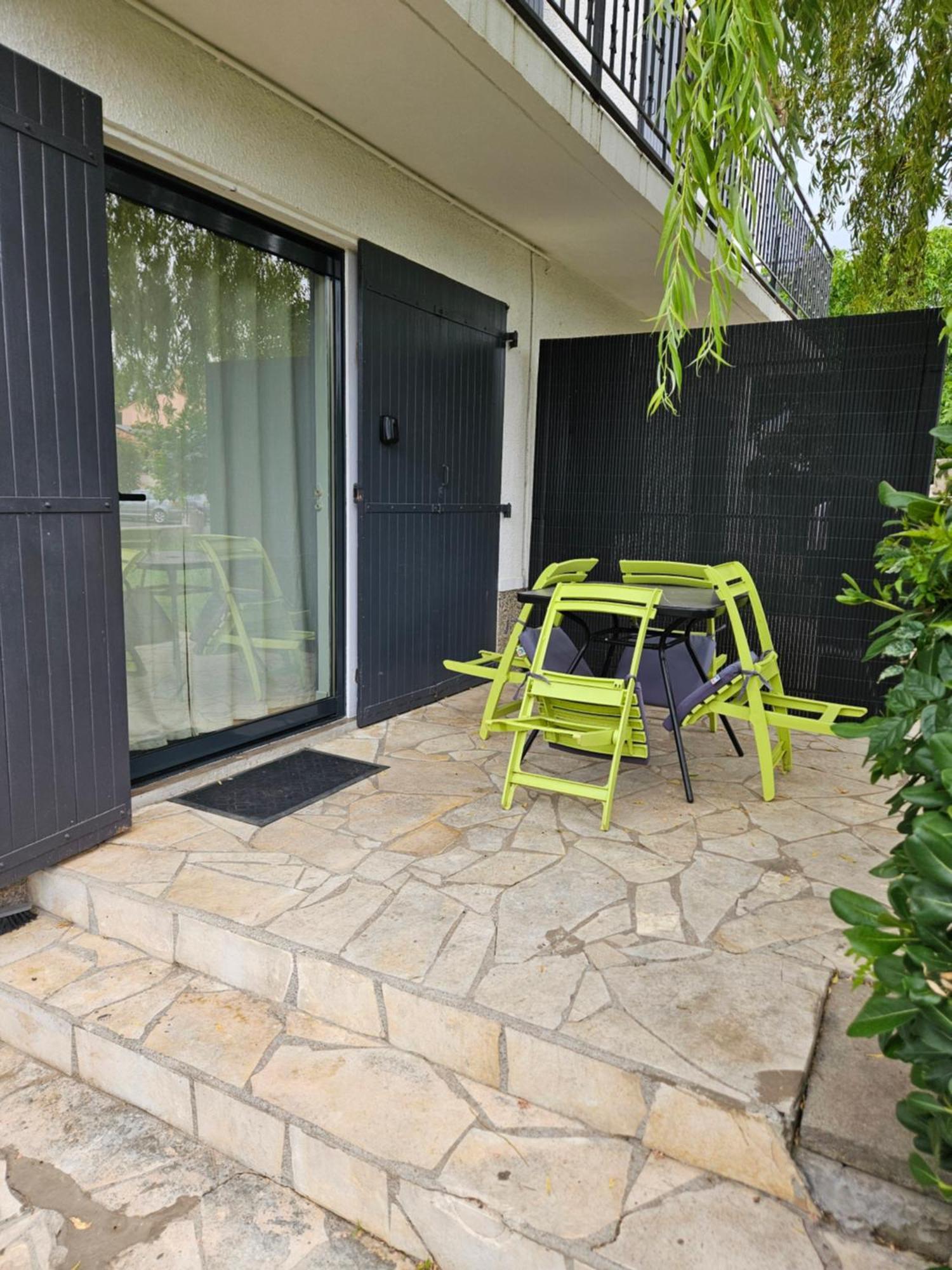 Studio Equipe Et Meuble St Cyprien Saint-Cyprien  Zewnętrze zdjęcie